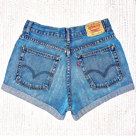 Vintage Levi’s 569 rolled cuff Jean shorts sz 28 - Picture 5 of 13